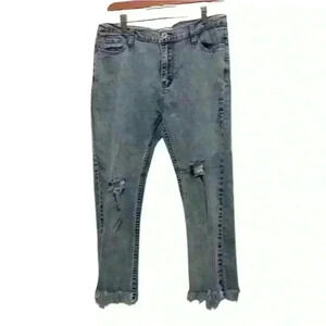 Umgee Frayed Hem Ripped Knee Jeans Distressed Crop Length Size 7